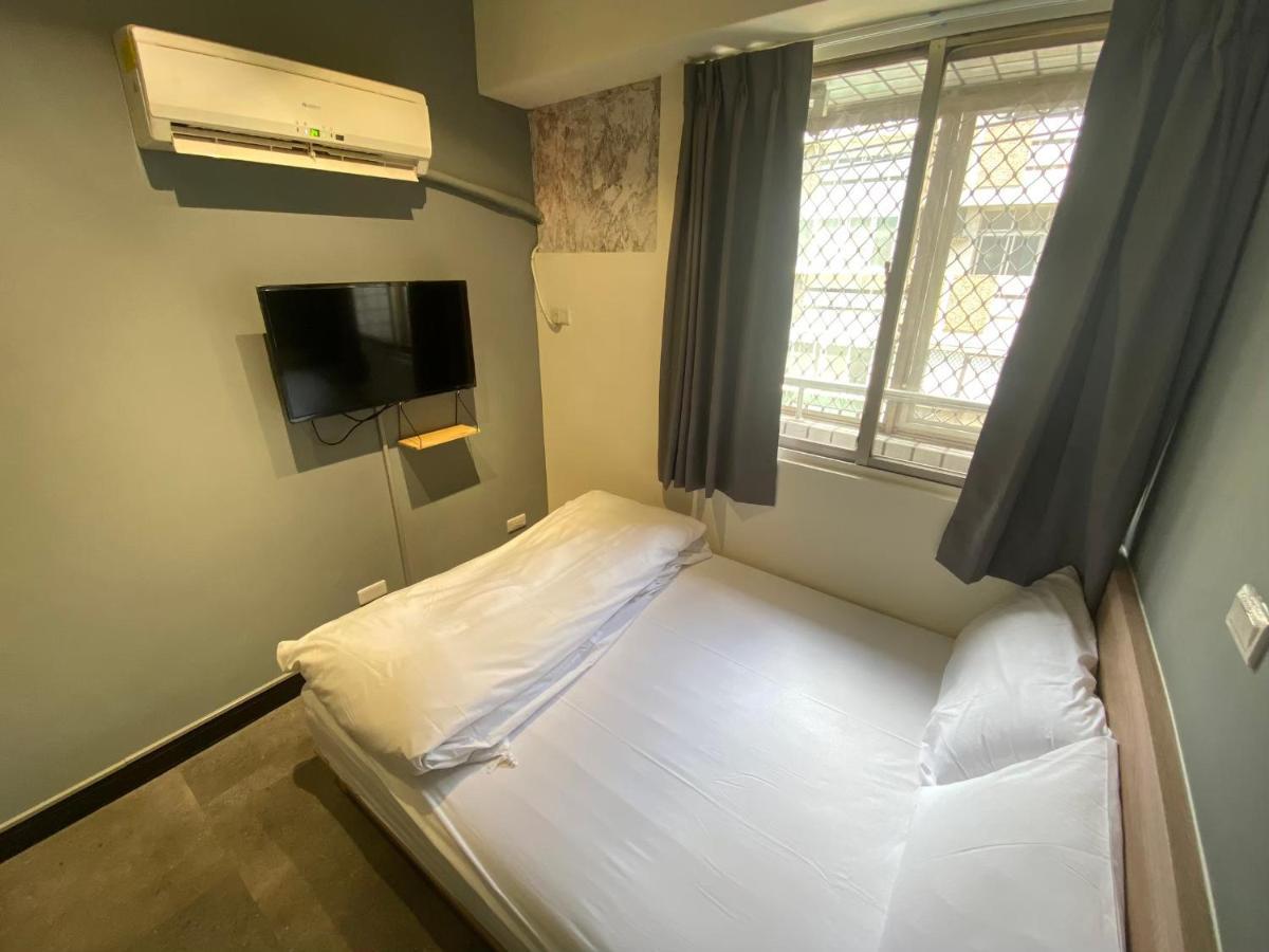 Fengjia Gift Box Homestay Тайджун Екстериор снимка